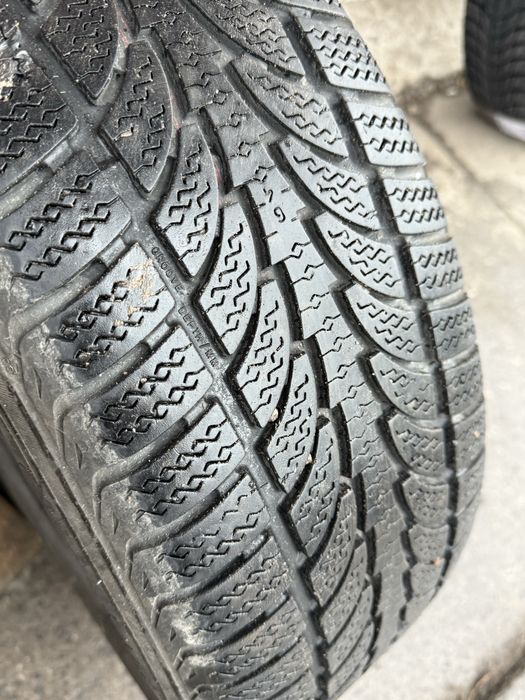 Nokian 225*60 r 17  комплект, 4 шт.
