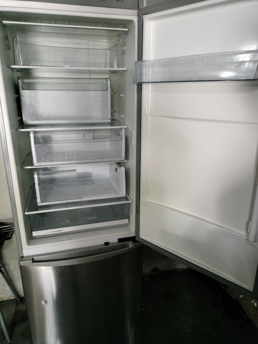 Frigorífico combinado no frost