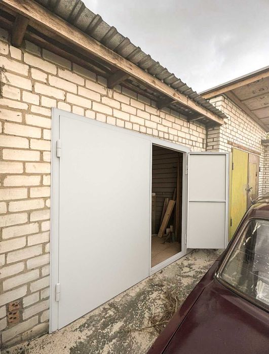 БЕЗ% продаж 2-поверхового гаражу | пр-т. Степана Бандери