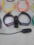 Vendo relógio XIAOMI miband 5 com varias braceletes