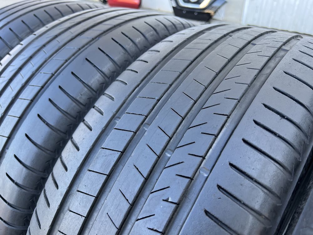 Шини резина літо 235 55 r19 Bridgestone 2018р протектор 5.7-6мм