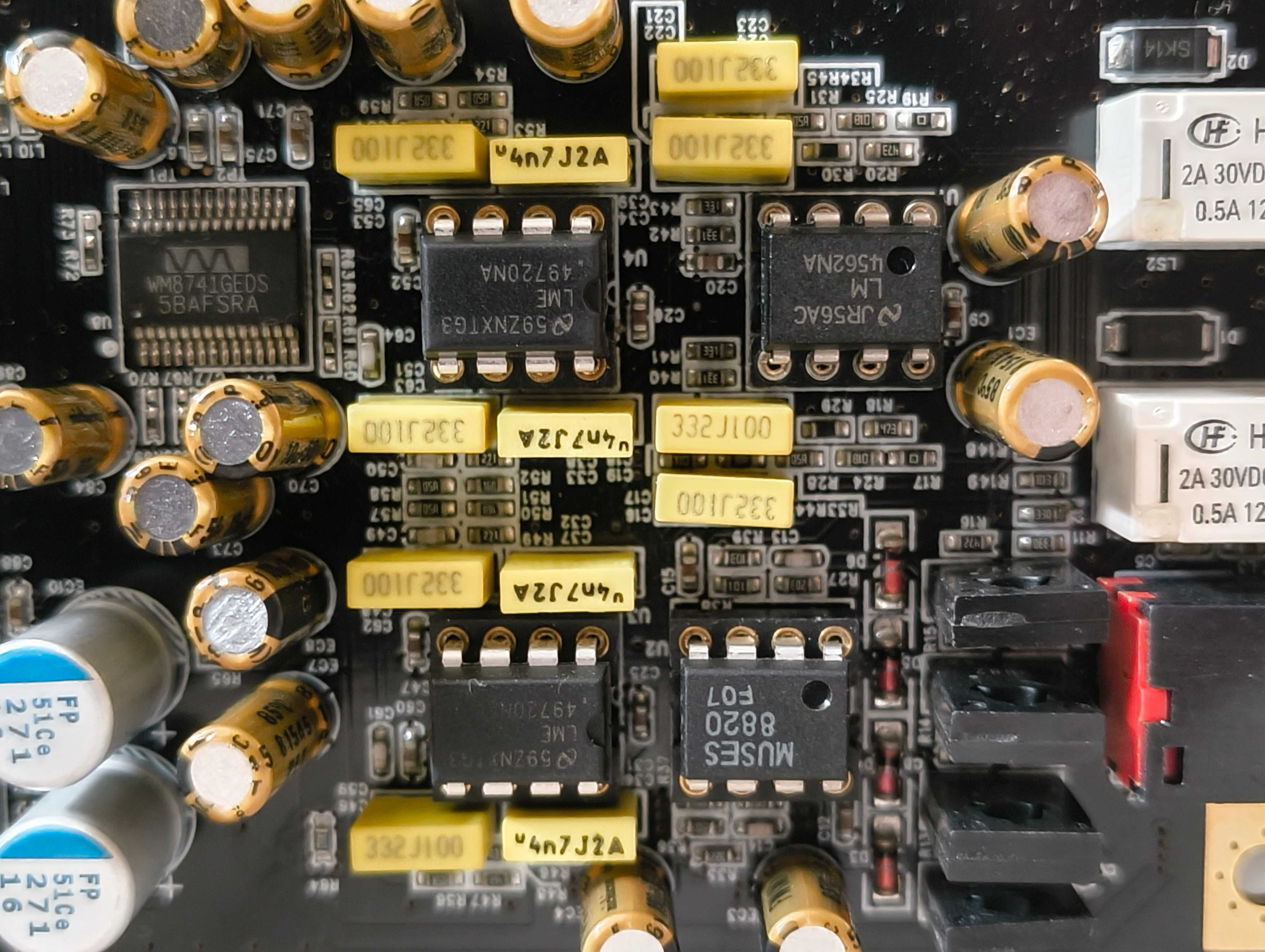 Sprzedam kartę dźwiękowa AIM SC808, kompletną.