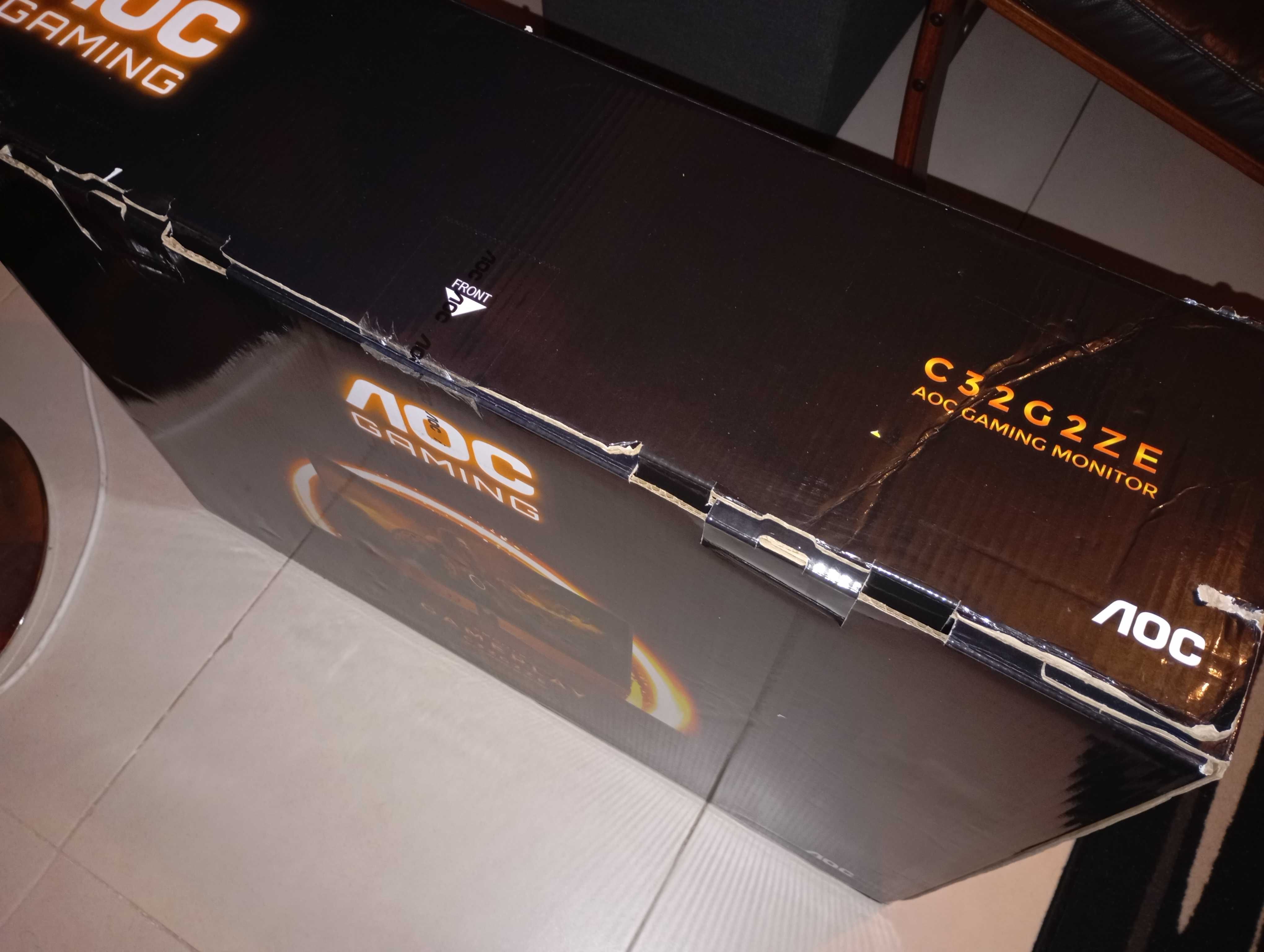 Caixa para monitor gaming AOC 32pol