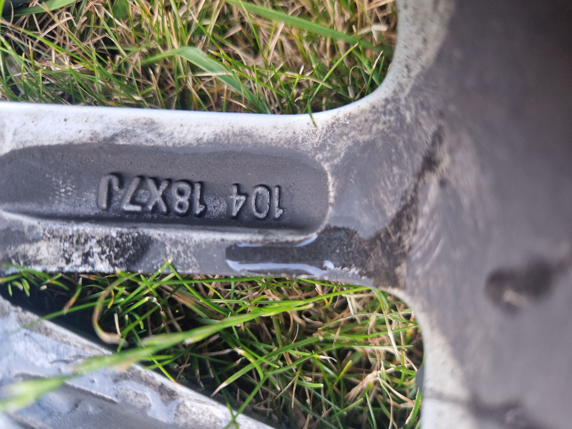 Koła Toyota C-HR 18" ,opony zimowe, czujniki ciśnienia.
