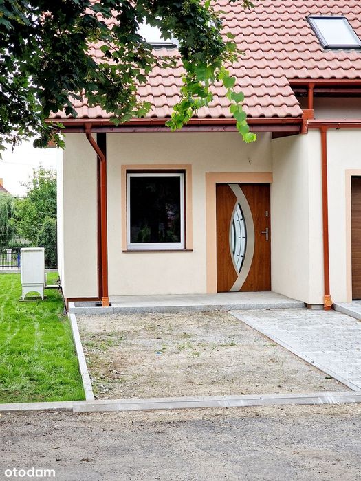 Dom bliźniak Strzegom.