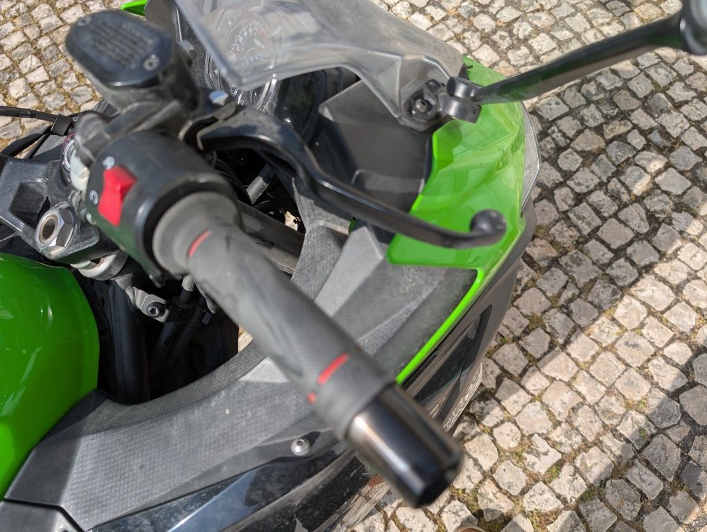 Kawazaki Ninja 400
