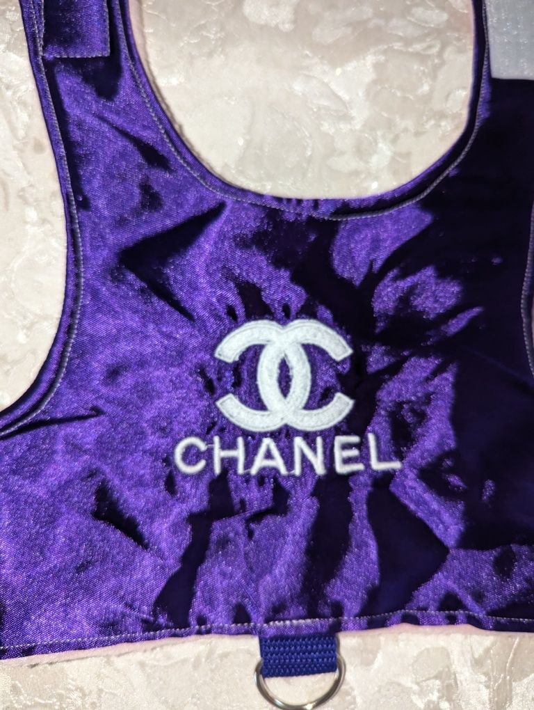 Chanel шлея безрукавка розмір s на маленьку собачку