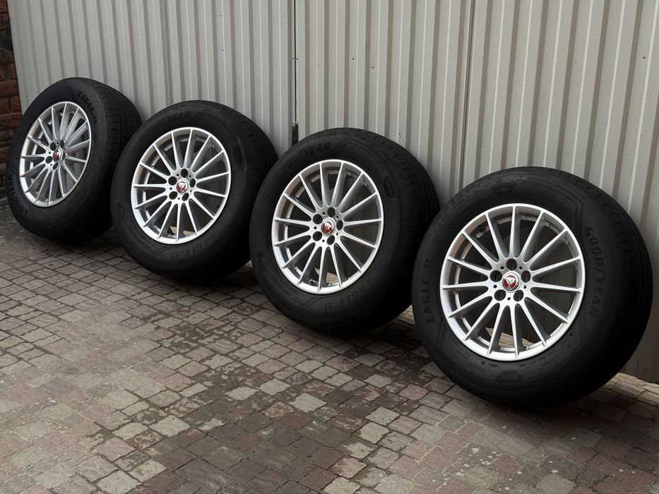 Комплект оригінальних дисків з гумою, 18/ 5x108, ET45, Jaguar