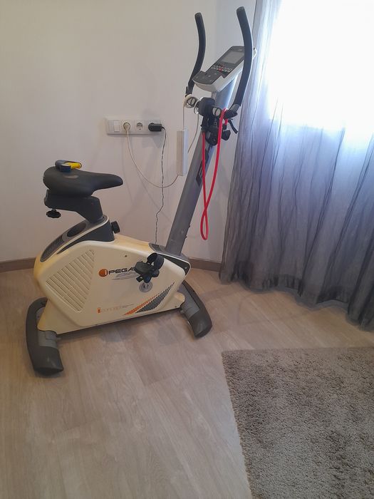 Bicicleta de ginásio