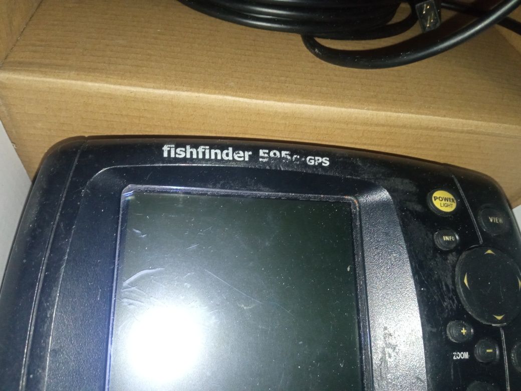 Эхолот Humminbird FishFinder 525