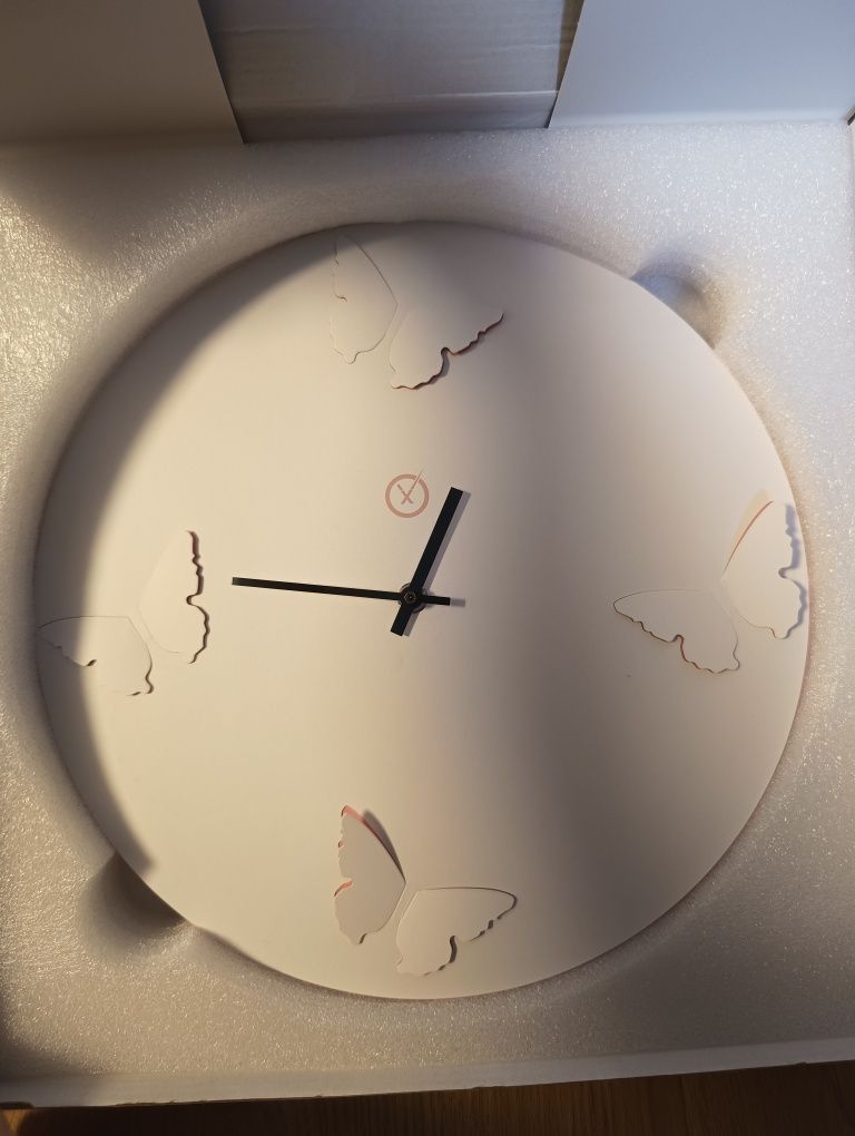 Nowy zegar wiszący sompex clocks motyle różowe hit