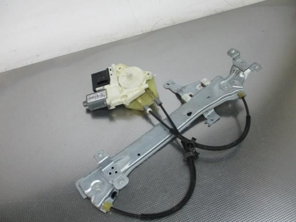 Elevador vidros trás esquerdo RENAULT Megane III (BZ0_)