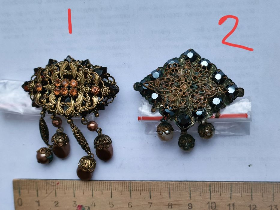 Брошь  Чехия  старая