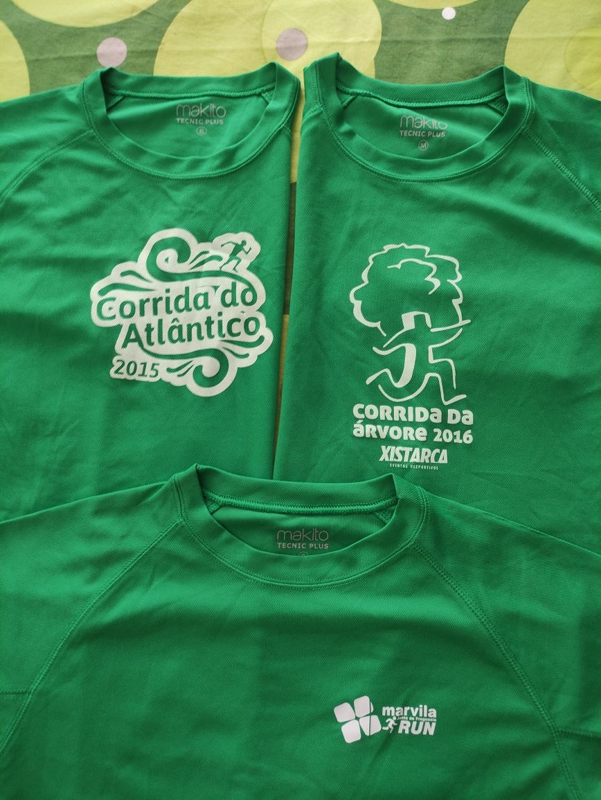 T-shirt de Corrida Verdes - Tamanho S e M - Novas

Cada uma 3 euros.