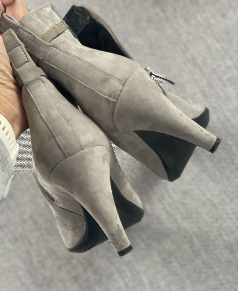 Buty na obcasie Ecco