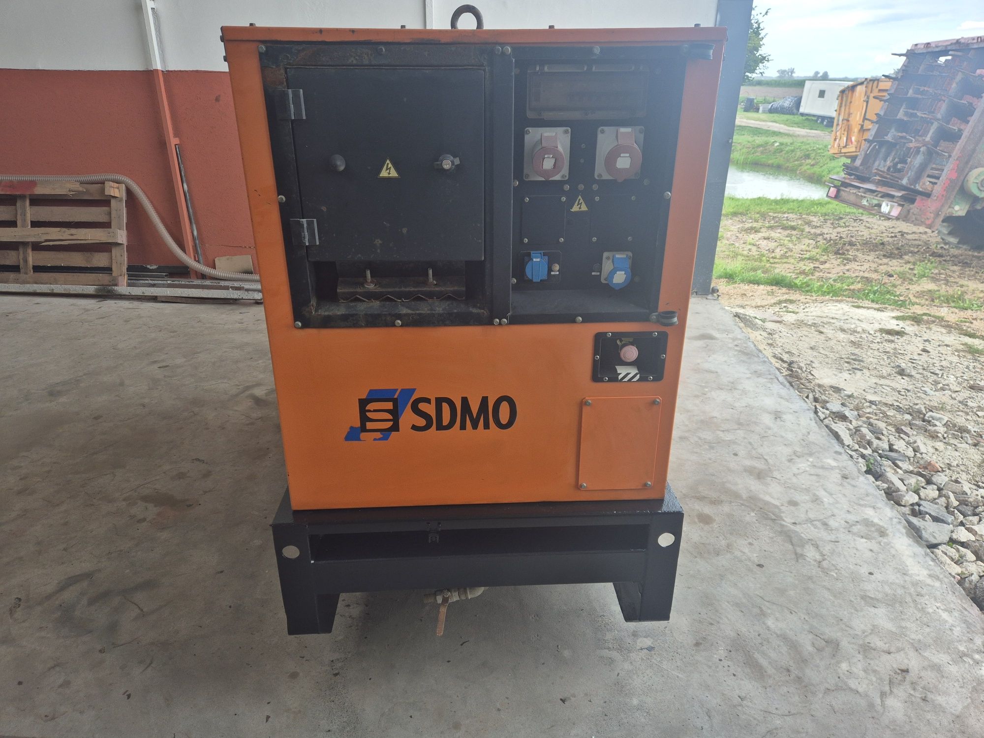 Generator prądu SDMO 45 KVA diesel
