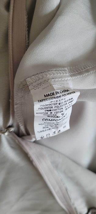 Szara jasna długa sukienka cekiny odkryte plecy Simplee, roz S