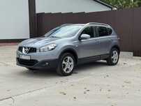 Nissan Qashqai Zarejestrowany / Panorama / Kamera / KeyLess / BOSE / Skóra / NAVI