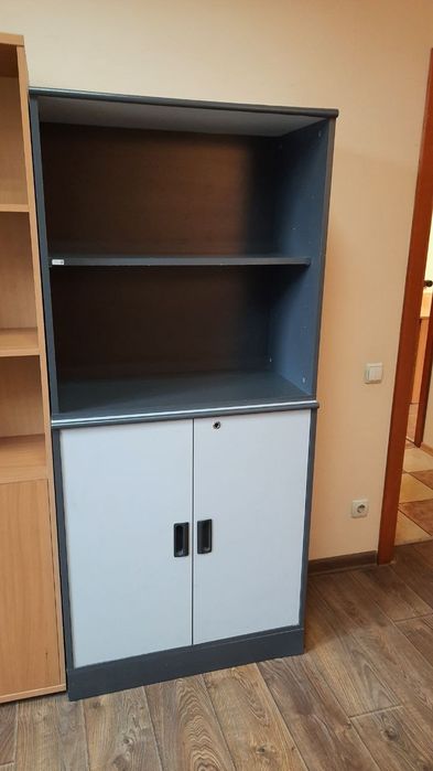 Офісні меблі ДСП - безкоштовно (самовивіз)