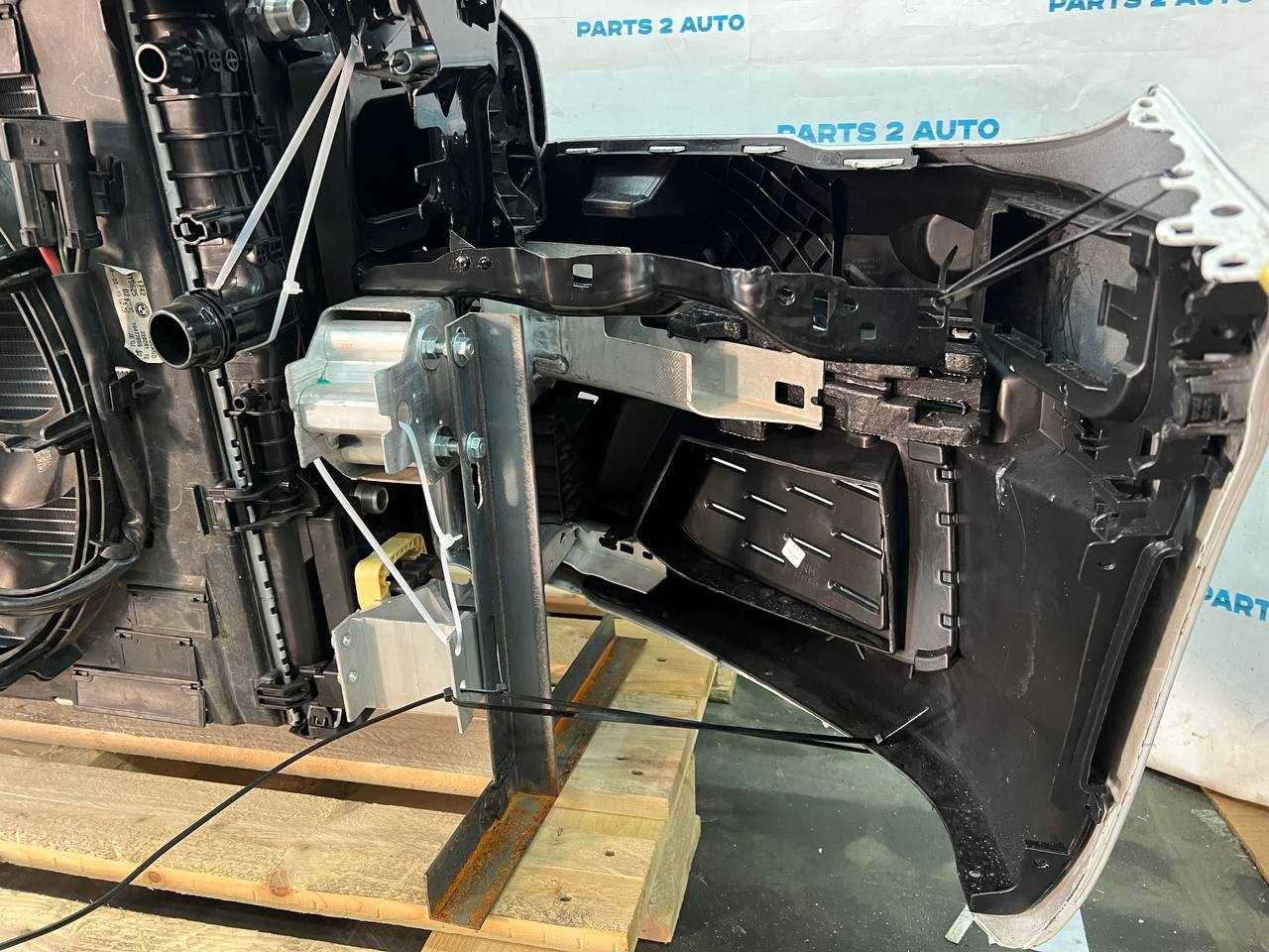 BMW G30 G31 LCI M-pakiet zderzak pas chlodnice 3.0I lampy led