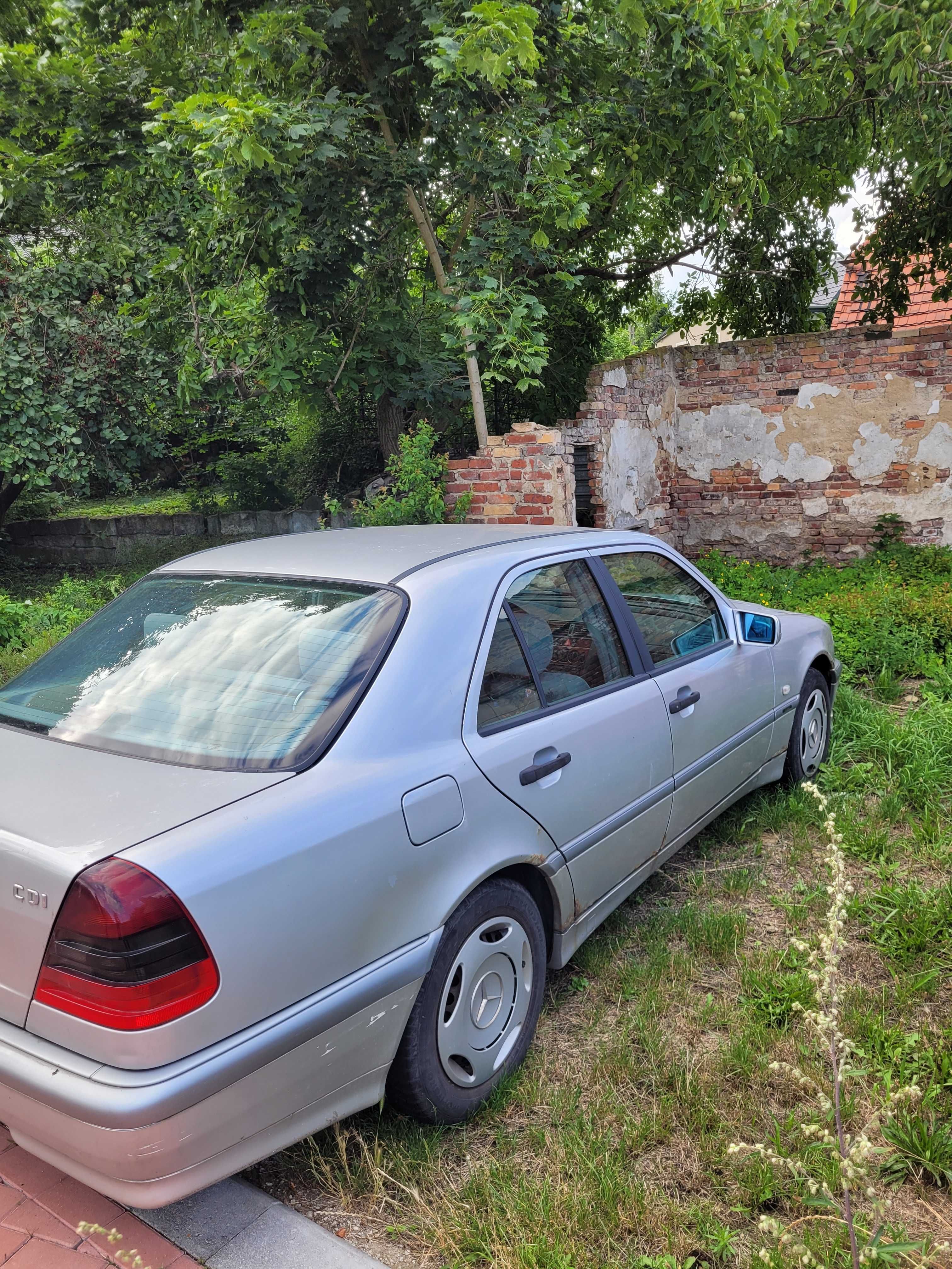 Sprzedam mercedesa c klasa 202