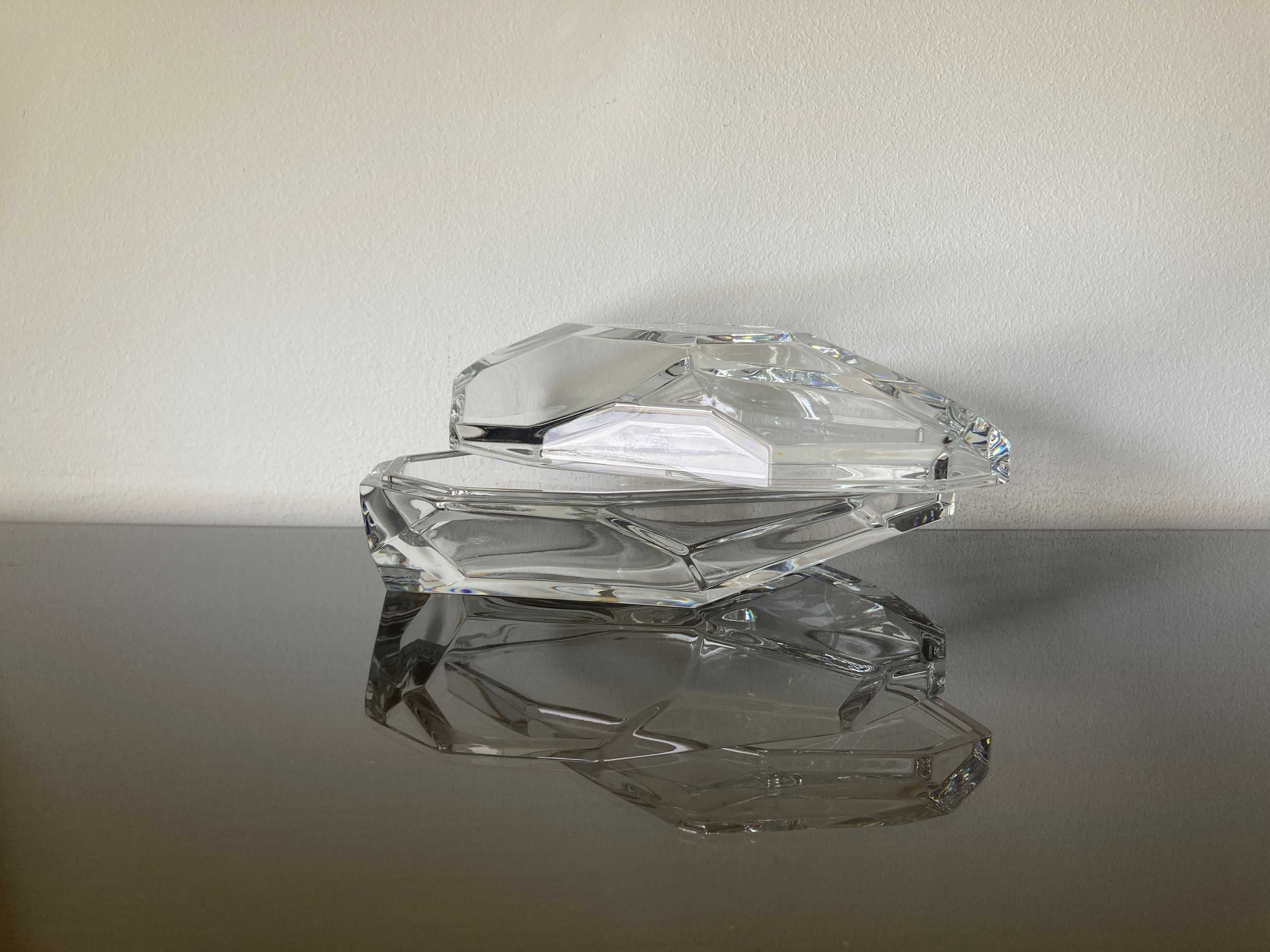 Caixa de cristal marca Vista alegre sem uso