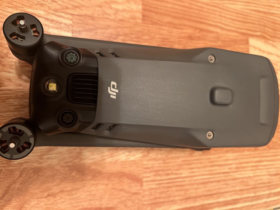 Дрон Dji Mavic 3e нальот 2години 30хв