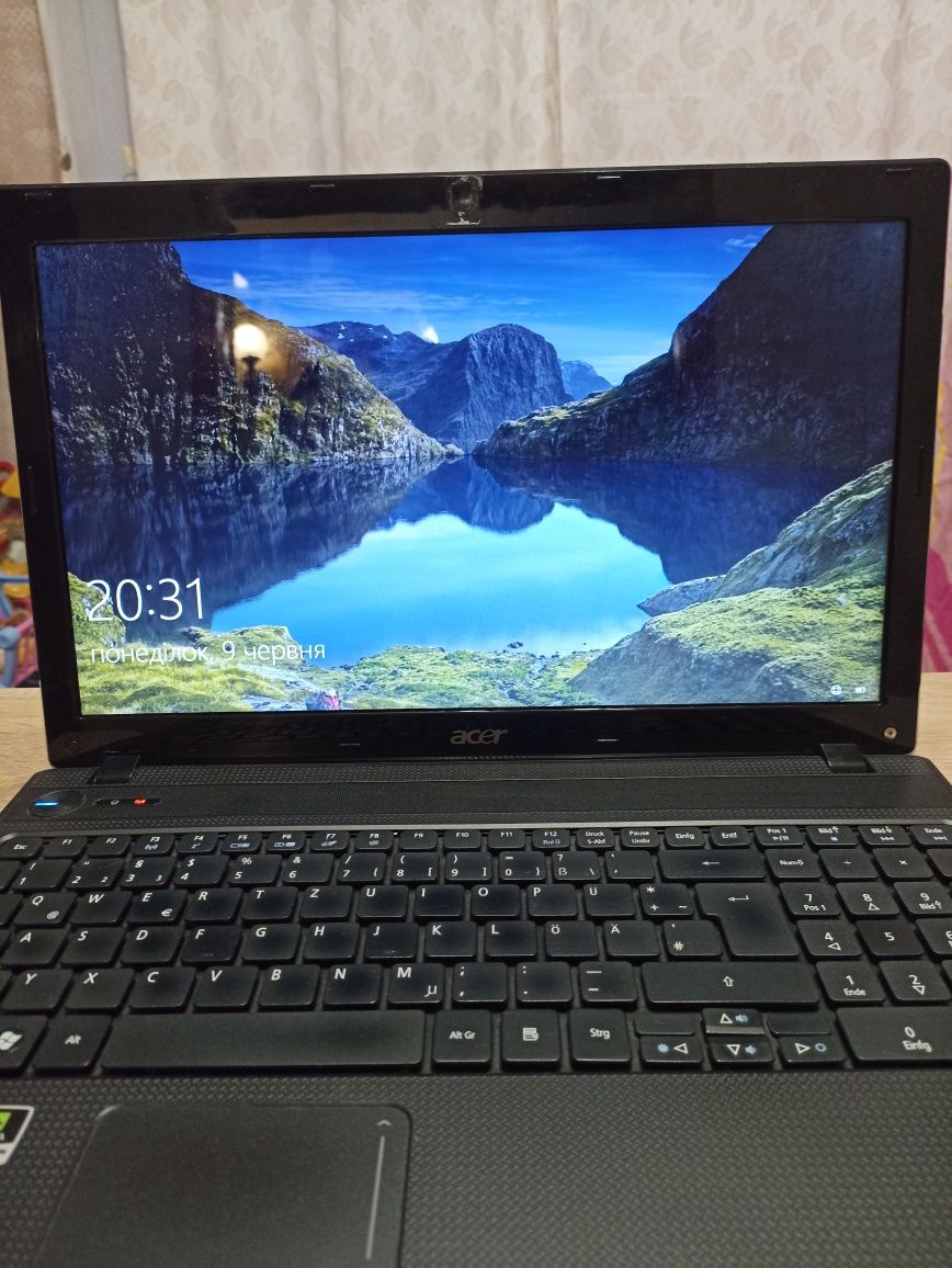 Ноутбук Acer Aspice 5742