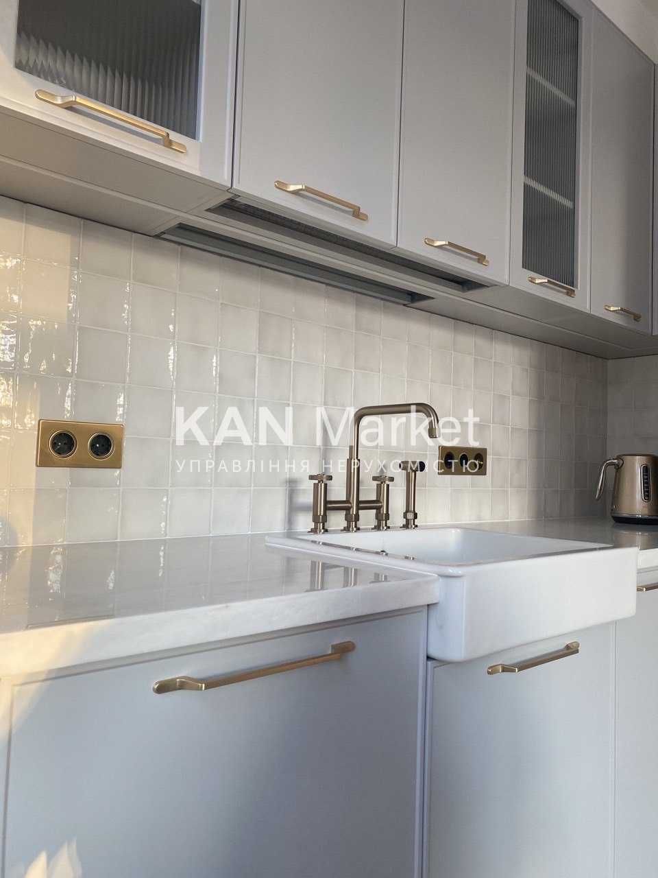 Продаж 3к квартири 84 м2 з ремонтом у Файна Таун