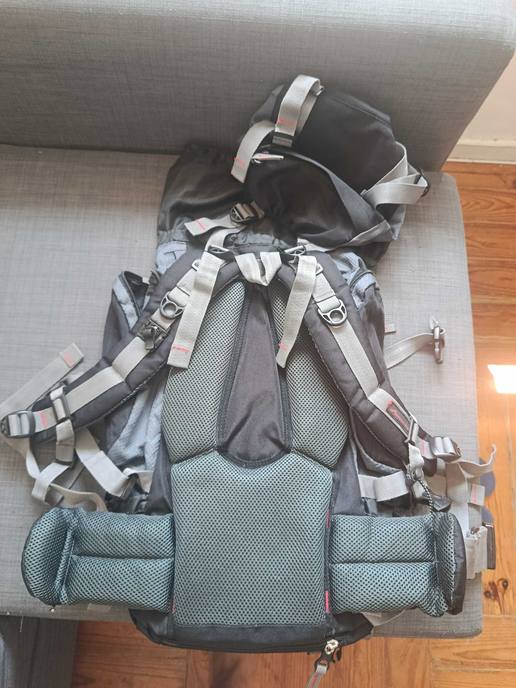 Mochila cargueira Trilhas e Rumos