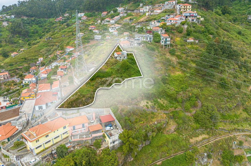 Terreno | 885m2 | Vista Panorâmica | Estreito de Câmara de Lobos