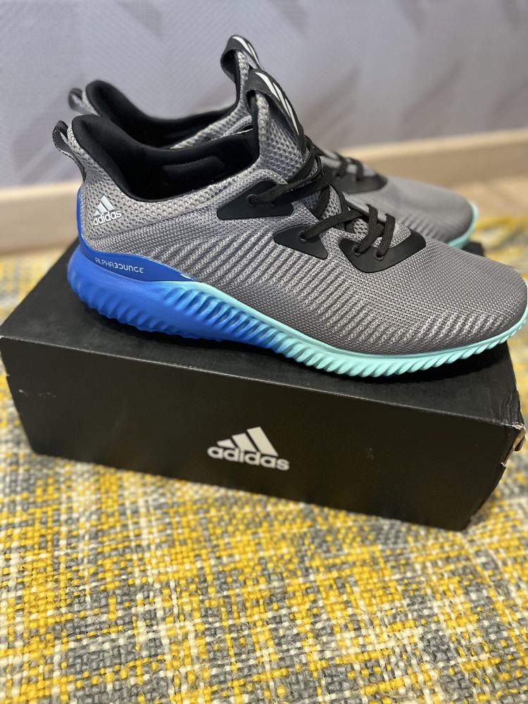 Кросівки adidas