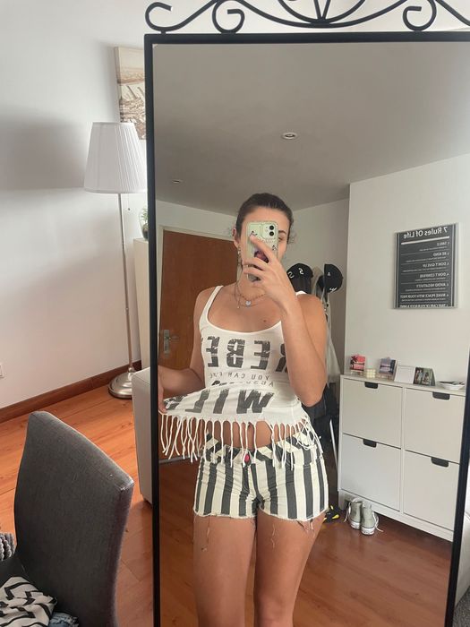 Conjunto top + calções