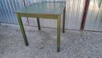 Kwadratowy stół zielony do jadalni na zewnątrz działkę retro stoliczek