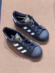 Black Gold\Superstar\adidas\nowy UnisexTrampki.38