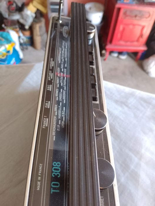 Radio portátil antigo
