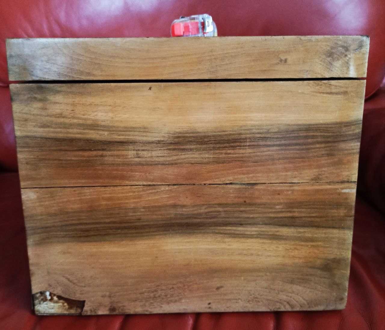 Ящик скриня футляр для грамплатівок 1961 року із дерева ручна робота