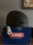 Kask rowerowy Abus 54-58 cm