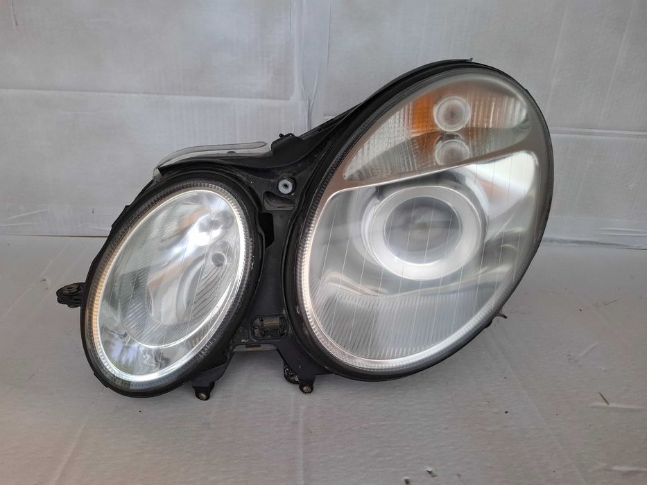 Lampa Lewa Przód Soczewka Mercedes Klasa E W211 EUROPA