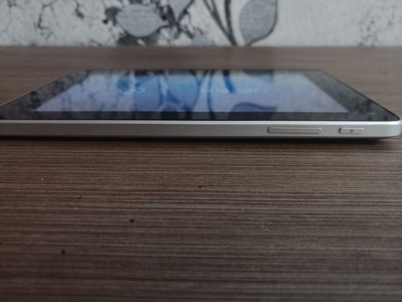 Планшет Huawei Mediapad S7-303U