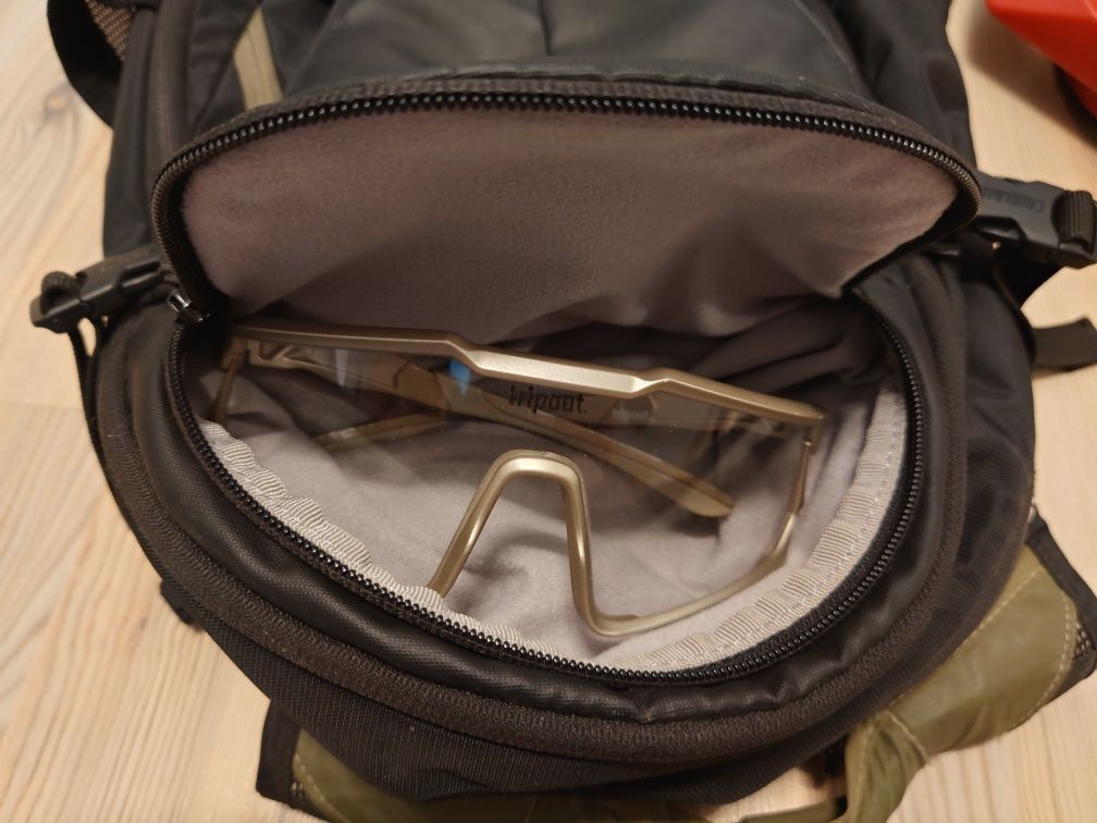 Plecak rowerowy z protektorem Camelbak K.U.D.U. 20
