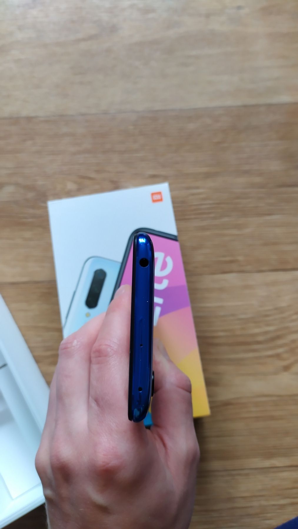 Xiaomi mi 9 lite 6/64 NFC (нова батарея)