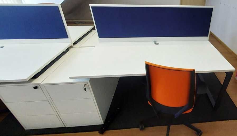 Na sprzedaż meble biurowe