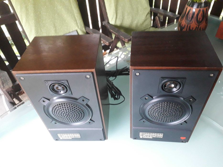 Stare głośniki kolumny marki RRR Radiotechnika model S-30A - 2 sztuki