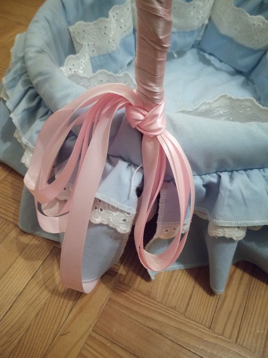 Cesto verga bebé para doar