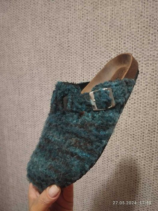 Шльопанці в стилі Birkenstock в чудовому стані.