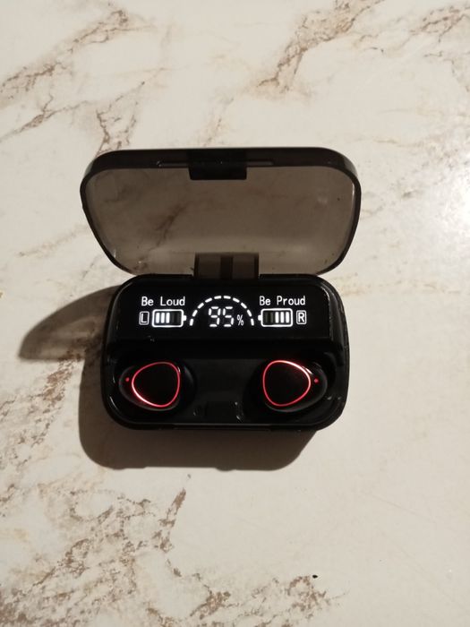 Продам наушники,новые.