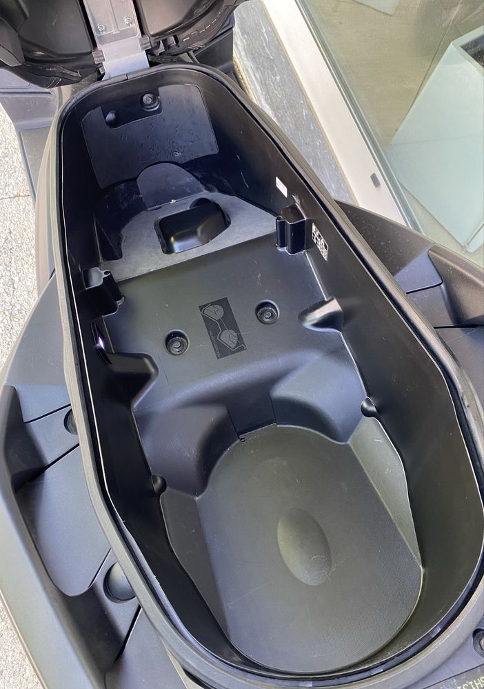 Yamaha X-Max 300