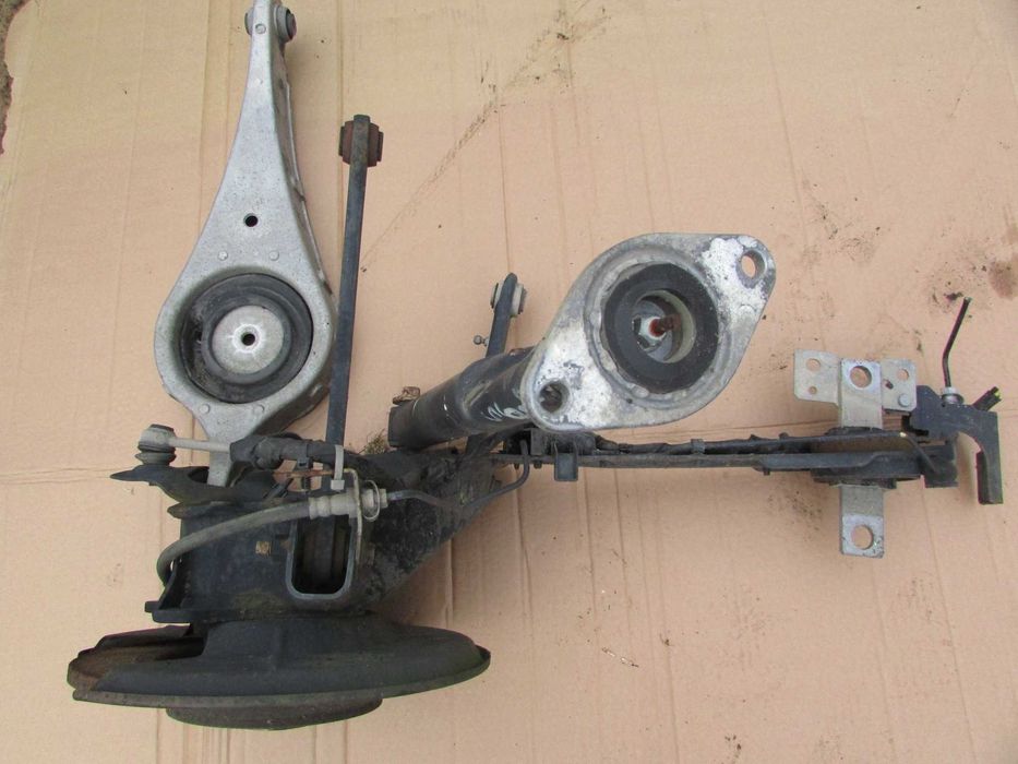 volvo s60 ii 10-16r zawieszenie prawe tyl wahacz piasta v60 wozek tyl