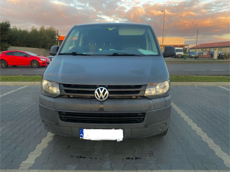 Sprzedam  Vw t5. Polski salon.